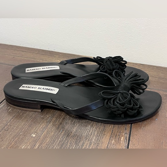 Manolo Blahnik Shoes - Manolo Blahnik Black Leather Bow Accents Sandals size 37 Women’s US size 7